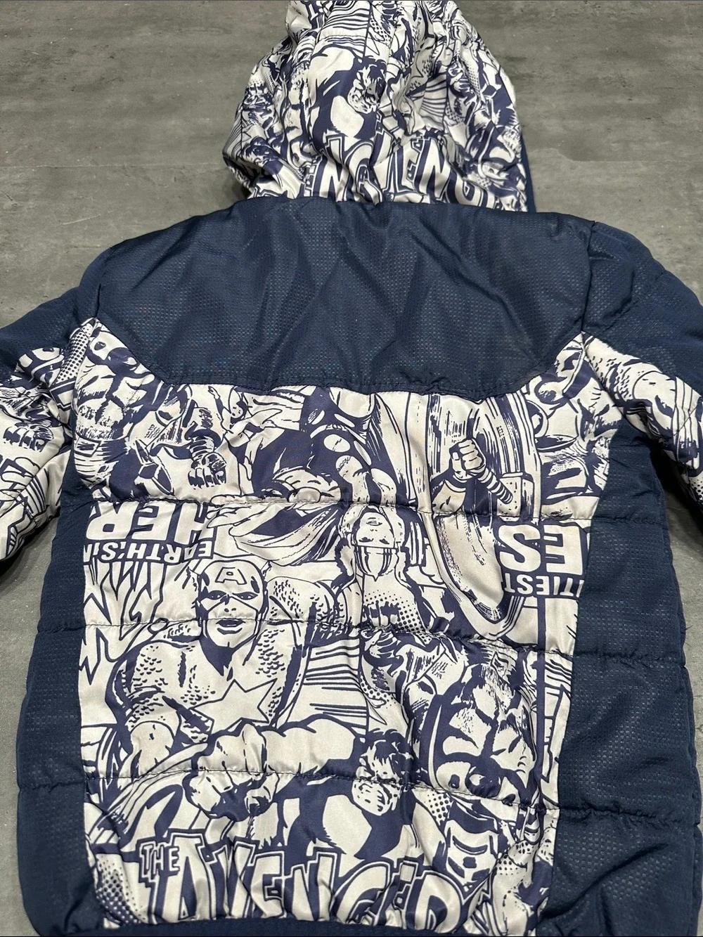 Boys size 6 puffer jacket